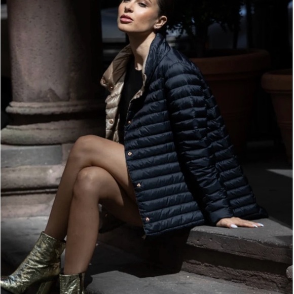 Cotes of London Knightsbridge Lightweight, reversible, down - Picture 2 of 5